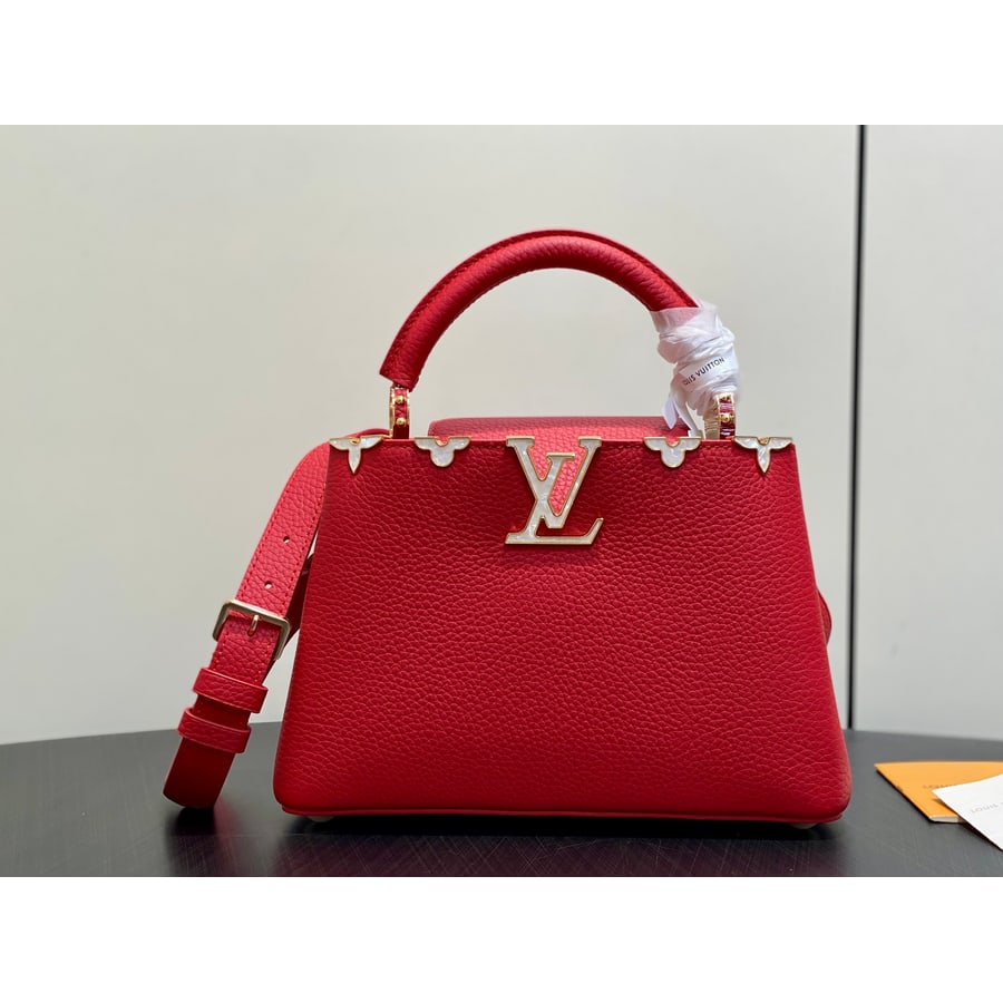 Louis Vuitton Capucines BB catalog photo, album reference 790767