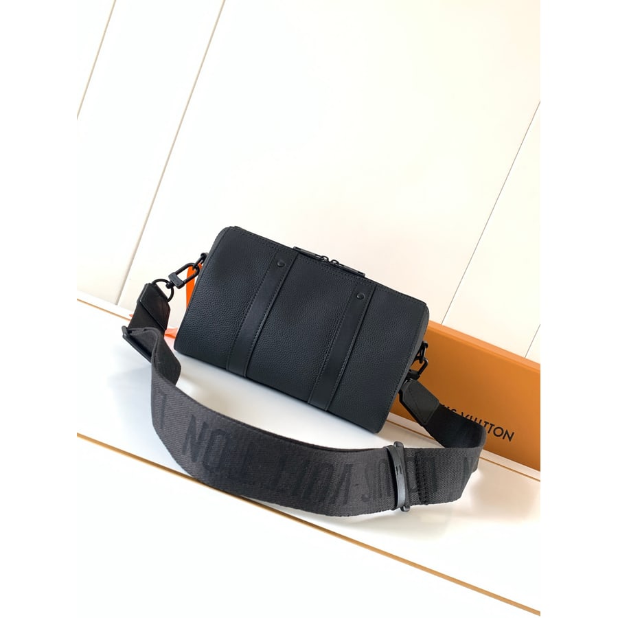 Louis Vuitton Keepall Bandoulière 45 catalog photo, album reference 795512