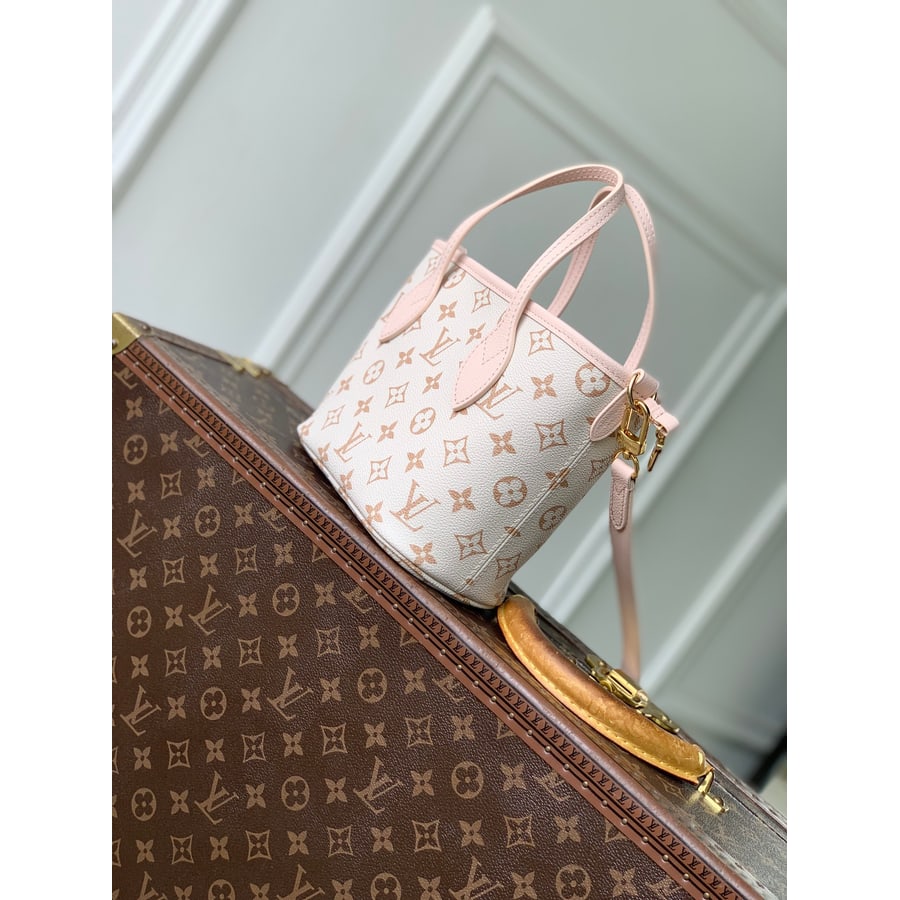 Louis Vuitton Neverfull MM catalog photo, album reference 790723