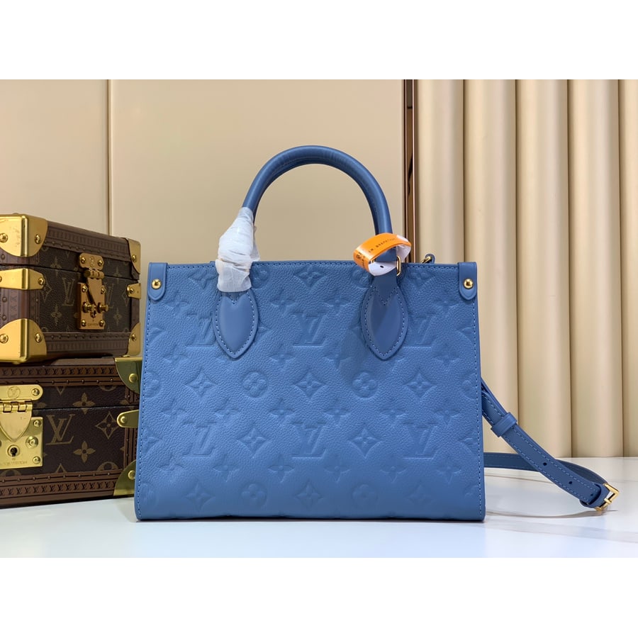 Louis Vuitton OnTheGo MM catalog photo, album reference 785415