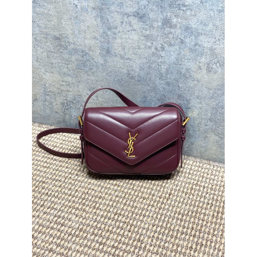 Saint Laurent LouLou catalog photo, album reference 770873